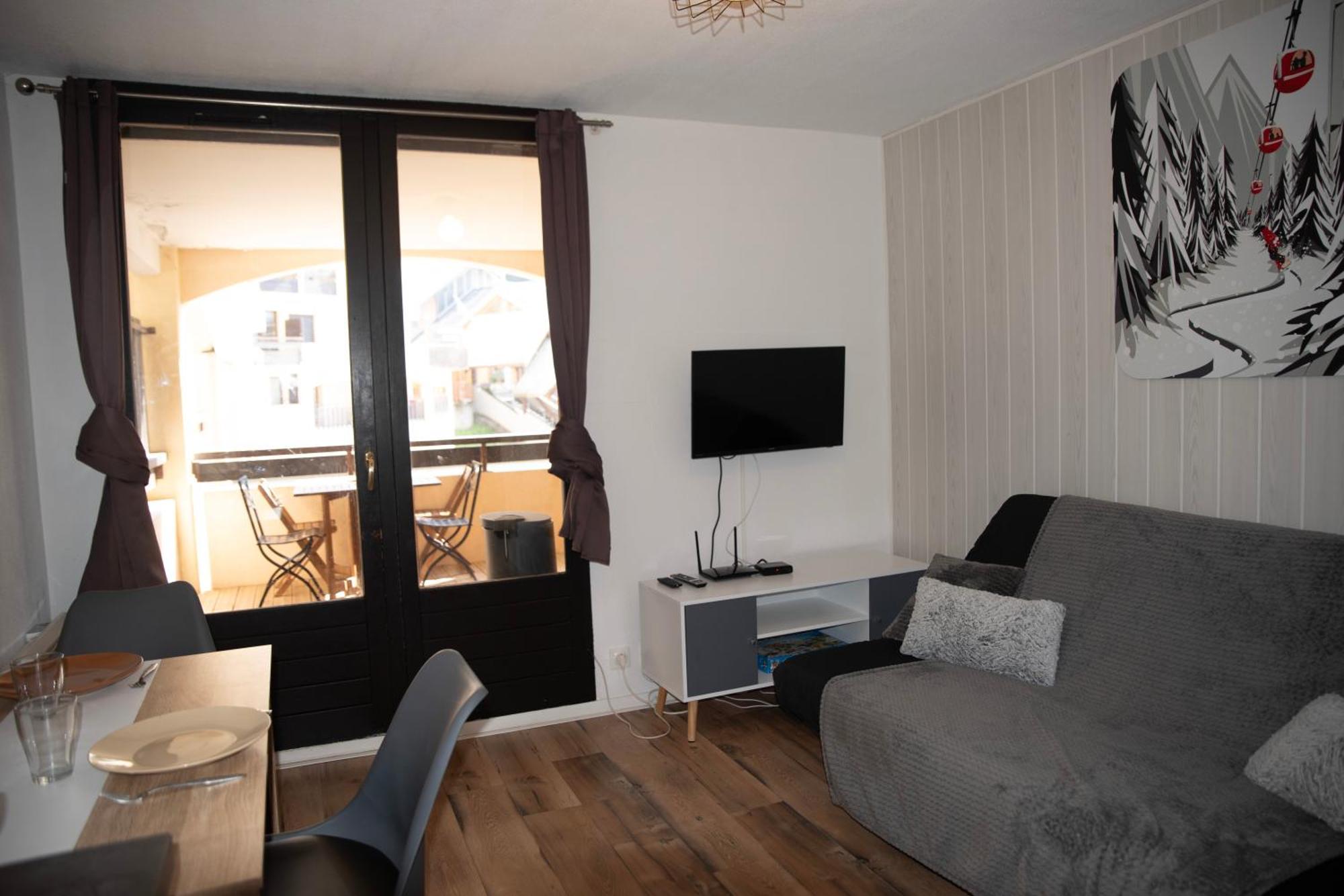 Poutran 2, Studio 4 Personnes Au Pied Des Pistes Avec Grande Terrasse Oz Bagian luar foto